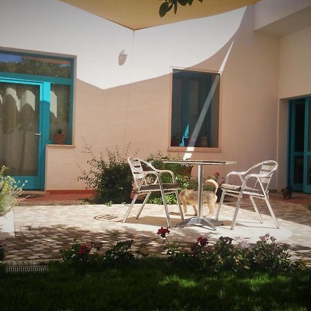 B&B-Le Rondini Монсеррато Экстерьер фото